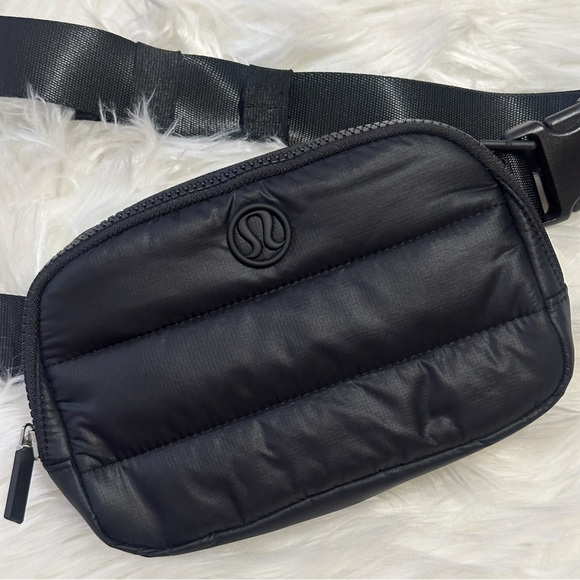 Men Women Lululemon Everywhere Belt Bag 1L Black Wunder Puff - Picture 8 of 10